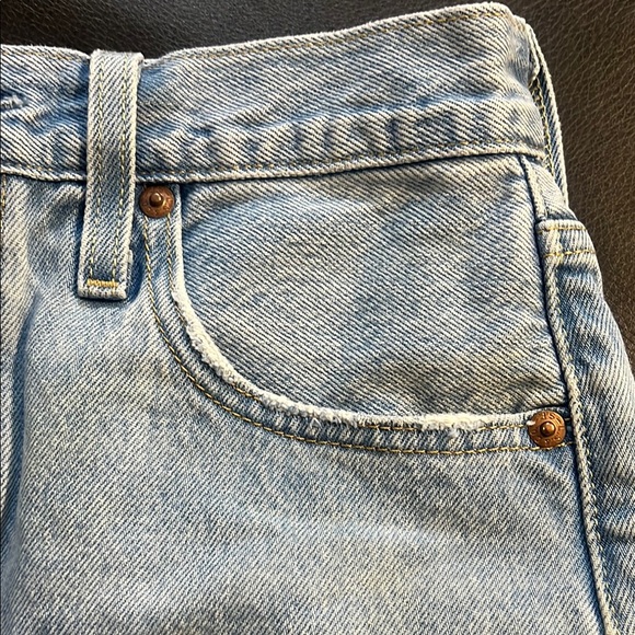 Levi's Light Blue Frayed Denim Shorts - Picture 4 of 7